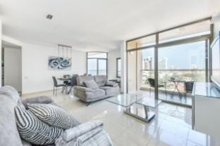 Herzliya Seaside Charming Home Apartment in Herzliya