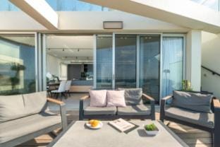 Rooftop Jacuzzi Seafront Penthouse by Sea N' Rent Apartment in Haifa