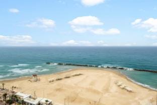 Carmel Beach Sea View Studio by Sea N' Rent Apartment in Haifa