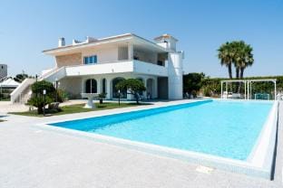 Villa Mar Mar con piscina by Wonderful Italy Villa in Bari