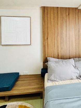 Light, Fuzzy, and Cozy studio in Iloilo City Apartment in Iloilo City