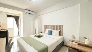 Basic Studio Room Green Palm Residence By Travelio Apartment in Jakarta