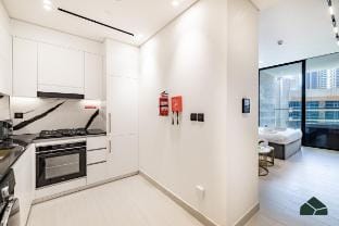 Skyline Serenity | Jacuzzi & Burj Views |  BMS Vacation rental in Dubai