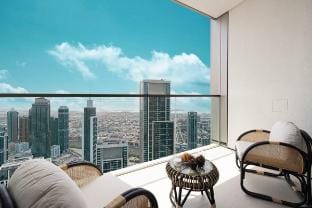 Luxury2BR•Sea View•Hot Tub•Walk to Burj/Dubai Mall Vacation rental in Dubai