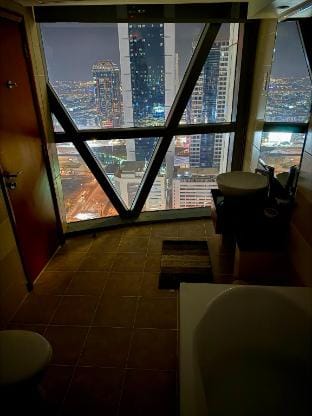Damac Park Tower, Luxury 2BR with Stunning View Apartment in Dubai
