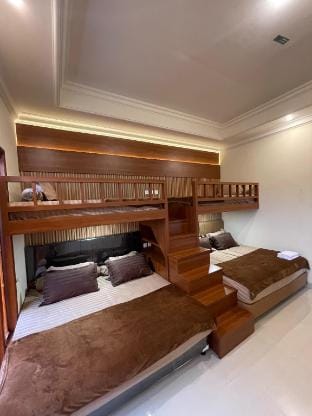 Villa Sejalan Batu Villa in Batu