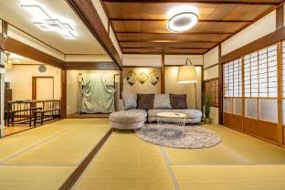 Lax Nara Japanese House for 16 with Free Garage Vacation rental in Japan