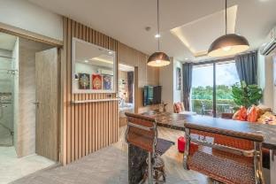 * 2 Seaview Pools + Gym | Walk to Rawai Beach C214 Apartment in Rawai