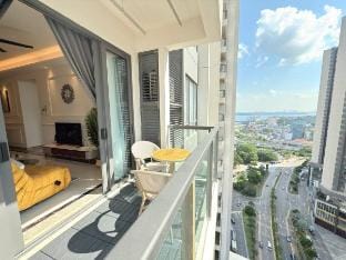Galaxy 2BR unit at R&F Seine Region By ANJU Vacation rental in Johor Bahru