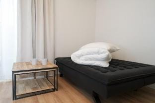 Recently Built 3LDK House  80㎡  in Tennoji, Osaka Vacation rental in Osaka