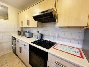 Homely Cosy Apartment near the Beach & Train  Apartment in Scotland
