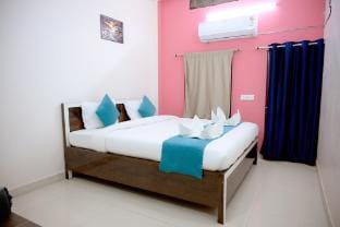 R p RESIDENCY Vacation rental in Varanasi