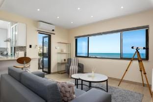 Sunset Retreat at Bay Point Vacation rental in Cape Town