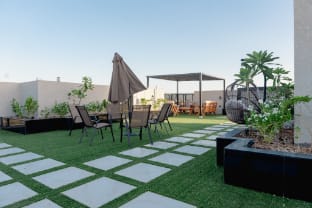 Vibrant Two BR with Shared Garden in Almadinah Apartment in Medina