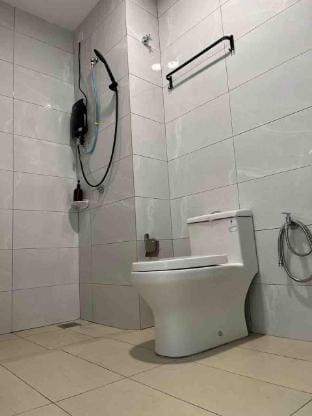 Yan's Cozy Home 2R3B 2-5pax/Pool/5 min Jonker Apartment in Malacca