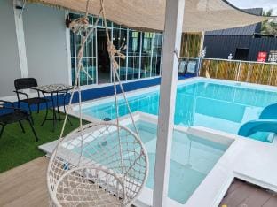 The beach หาดเสาเอียง Villa in Thailand