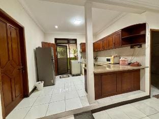 Cozy retreat at bintaro Vacation rental in Jakarta