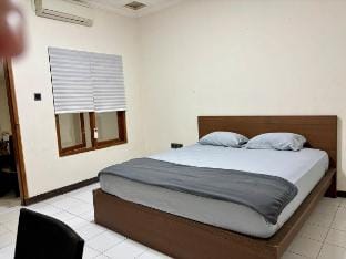 Cozy retreat at bintaro Vacation rental in Jakarta