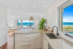 Albatross Beachfront 3 Bedroom Apartment Vacation rental in Mermaid Beach
