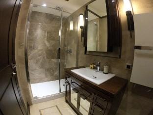 Excellent 1 Bedroom Residence with View Apartment in Istanbul