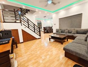 m4 Private Villa Vacation rental in Angeles