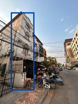 Small room with Private bathroom near night market Apartment in Vientiane