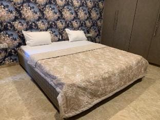A  RiveR ReTreaT Vacation rental in Gujarat