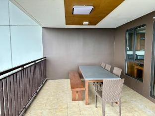 BalaiCo 2BR 2 Balconies Taal View Vacation rental in Tagaytay