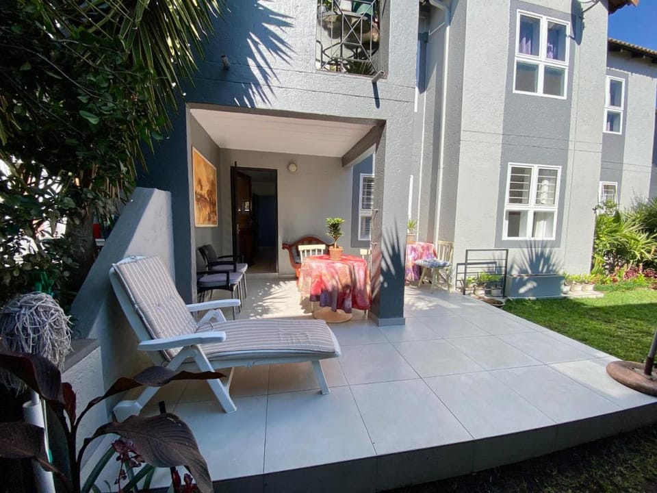 Luxury Garden Retreat–2B Sandton Vacation rental in Sandton