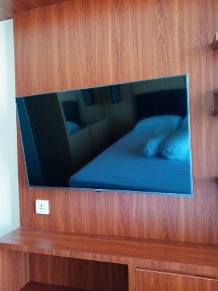 Pollux Habibie Tipe Suite City View By Superstay Vacation rental in Riau Islands, Indonesia