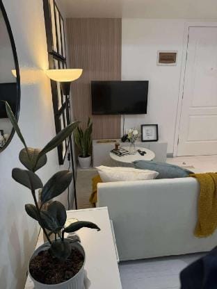 The Nook Bnb at Azure Vacation rental in Paranaque