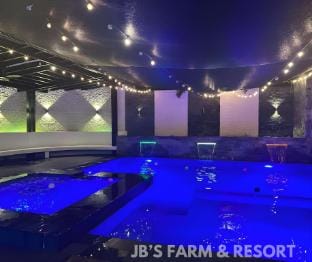 JB's Farm and Resort Chalet in Nasugbu