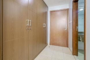 Cozy 6-Bed Female Dorm | Private Bathroom Apartment in Dubai