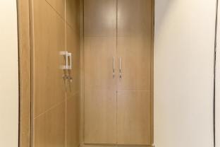 Premium Male-Only Shared Room Apartment in Dubai
