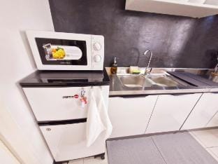 Spacious One bedroom condo Near SM East Ortigas Vacation rental in Pasig