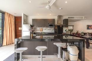 *2BR Pool View •200m to Beach •Prime Location C215 Apartment in Choeng Thale