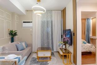 ME02 Spacious 2BR Deluxe Condo Vacation rental in Davao City