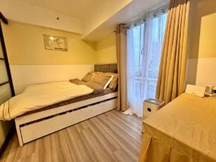 Cozy Vibes Retreat in Makati Apartment in Pasay