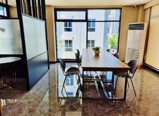 Cozy Vibes Retreat in Makati Apartment in Pasay