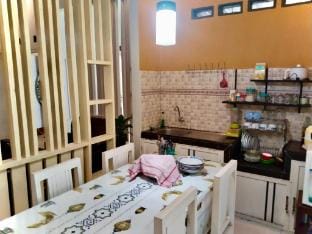 elde family homestay Vacation rental in Indonesia