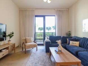 Modern Escape in Jumeirah Bliss Vacation rental in Dubai