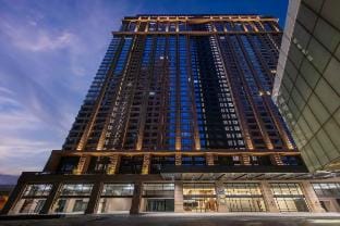 Relaxing Urban Retreat | Mountains Views | Netflix Apartment in Petaling Jaya