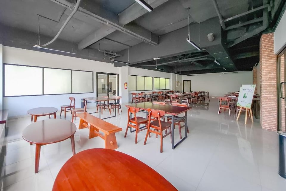 Sans Vibes D Nawasena Solo Baru Bed and Breakfast in Special Region of Yogyakarta