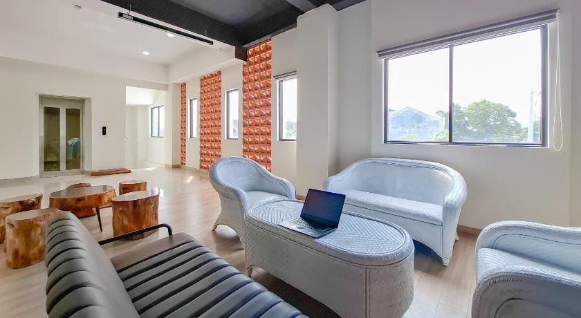 Sans Vibes D Nawasena Solo Baru Bed and Breakfast in Special Region of Yogyakarta