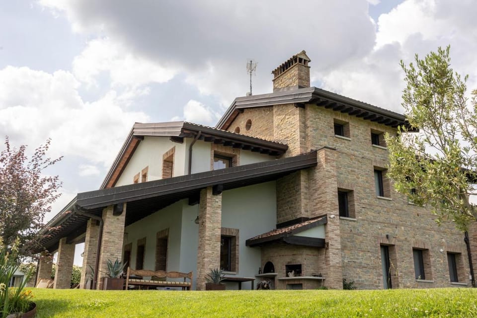 Villa Agavi Farm Stay in Emilia-Romagna