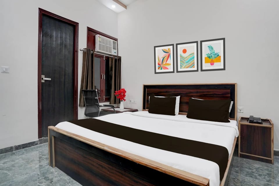 Hotel Nidhivan Dham Hotel in Uttar Pradesh