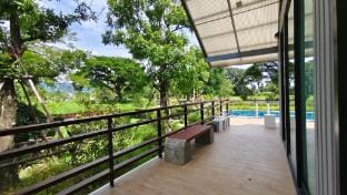 the 242 Feel Good Pool Villa นครนายก Vacation rental in Laos