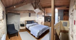 Charming French Gite: The Storeroom Vacation rental in Nouvelle-Aquitaine