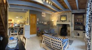 Charming French Gite The Cottage Vacation rental in Nouvelle-Aquitaine