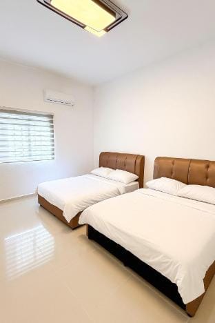 PRIVATE POOL HOMESTAY KEMAMAN CHUKAI 10PAX Vacation rental in Terengganu, Malaysia